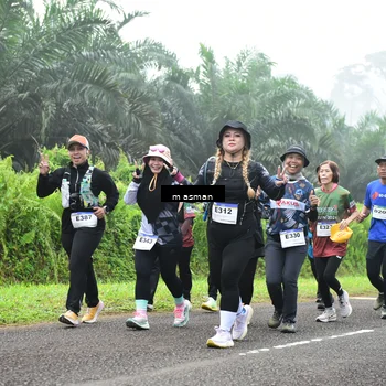 Runner Photo 7370060