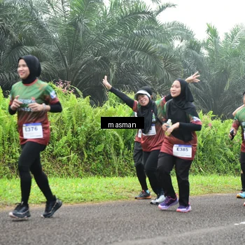 Runner Photo 7370063