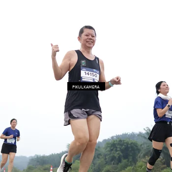 Runner Photo 7370095