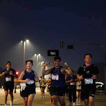 Runner Photo 7370137