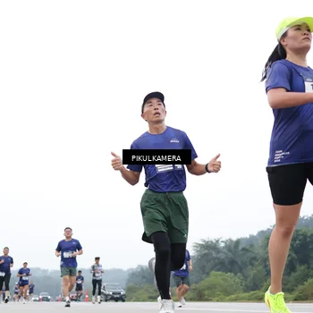 Runner Photo 7370243