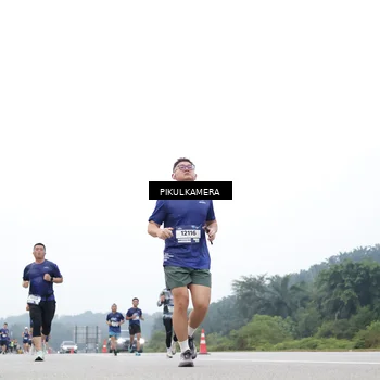 Runner Photo 7370295