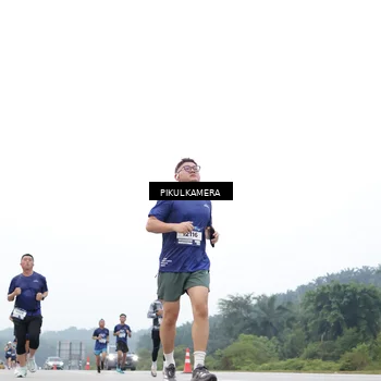 Runner Photo 7370312