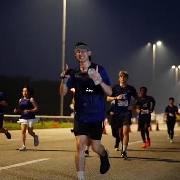 Runner Photo 7370344