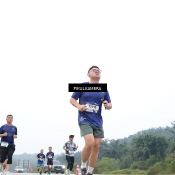 Runner Photo 7370377