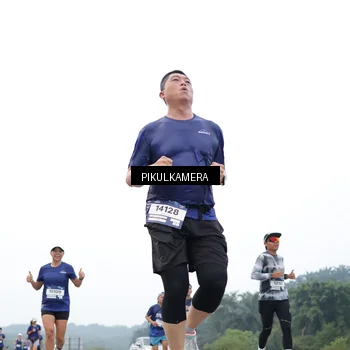 Runner Photo 7370394