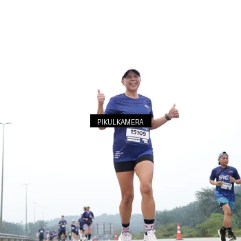 Runner Photo 7370431