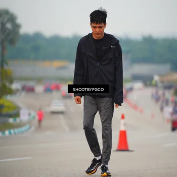 Runner Photo 7370454