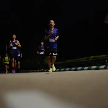 Runner Photo 7370495