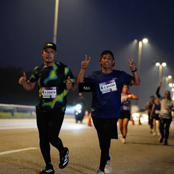 Runner Photo 7370516