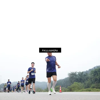 Runner Photo 7370544