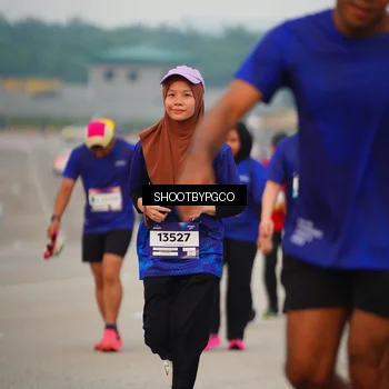 Runner Photo 7370551