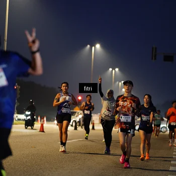 Runner Photo 7370565