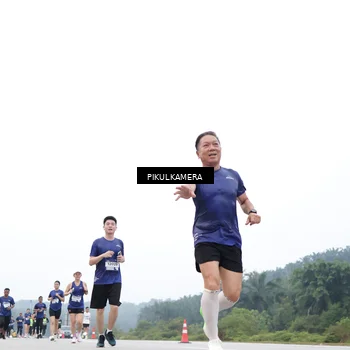 Runner Photo 7370632