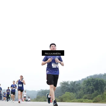 Runner Photo 7370634