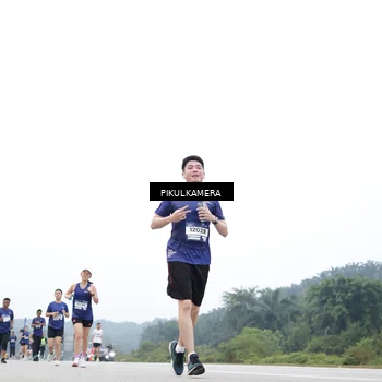 Runner Photo 7370646