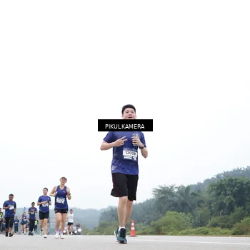 Runner Photo 7370651