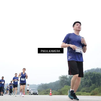 Runner Photo 7370694