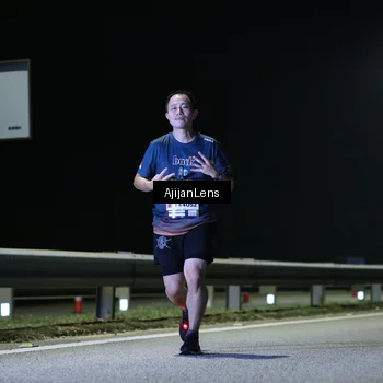 Runner Photo 7370752