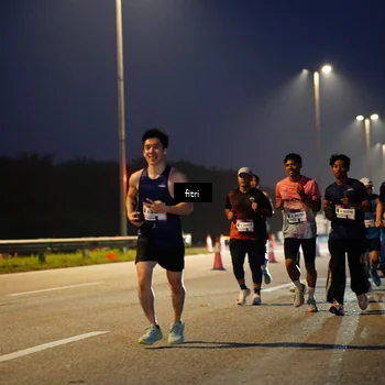 Runner Photo 7370800