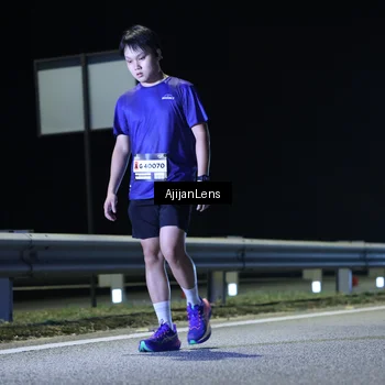 Runner Photo 7370840