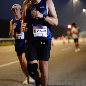 Runner Photo 7370896