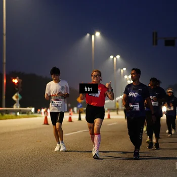 Runner Photo 7370904