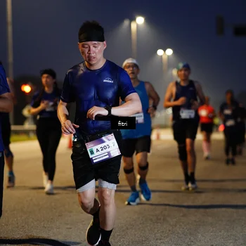 Runner Photo 7370905
