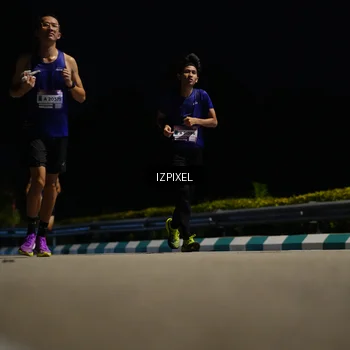 Runner Photo 7370916
