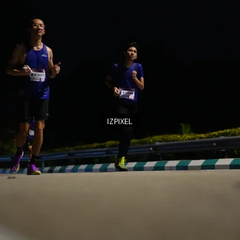 Runner Photo 7370919