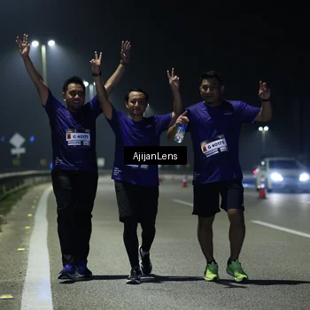 Runner Photo 7370938