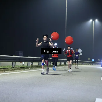 Runner Photo 7370991