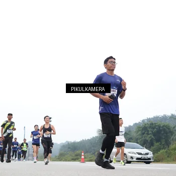 Runner Photo 7370993