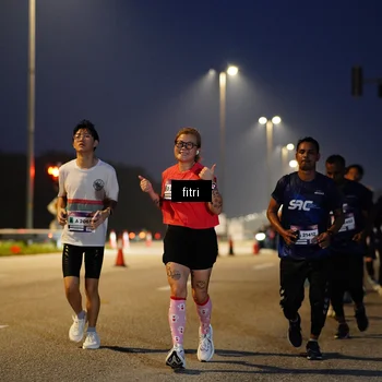 Runner Photo 7371005