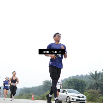 Runner Photo 7371010