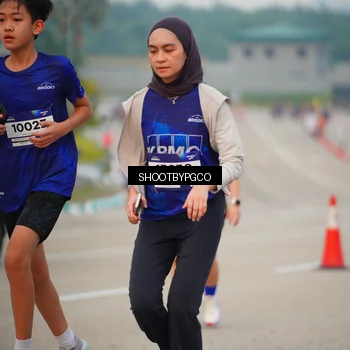 Runner Photo 7371036