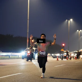 Runner Photo 7371041
