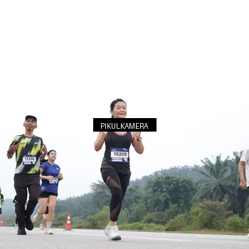 Runner Photo 7371051