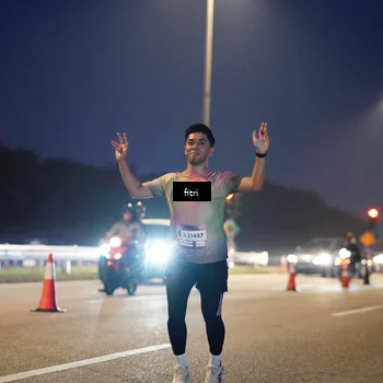 Runner Photo 7371062