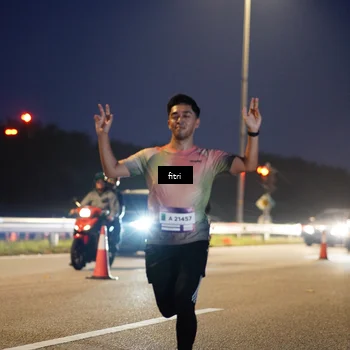 Runner Photo 7371076