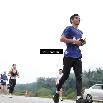 Runner Photo 7371090