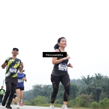 Runner Photo 7371093