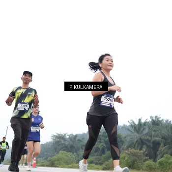 Runner Photo 7371107