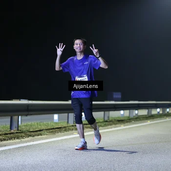 Runner Photo 7371134
