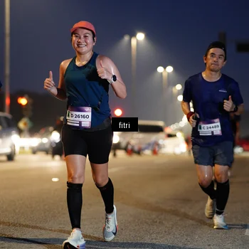 Runner Photo 7371135