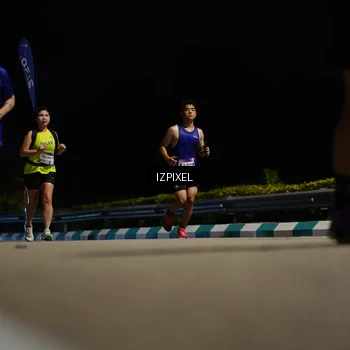 Runner Photo 7371180