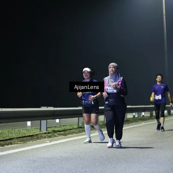 Runner Photo 7371241
