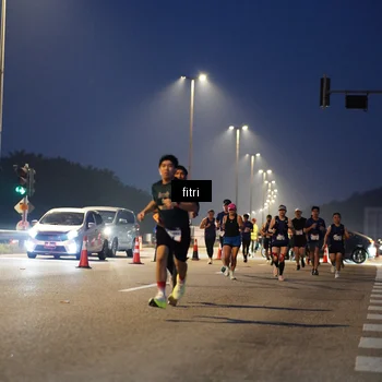 Runner Photo 7371244