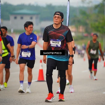Runner Photo 7371258