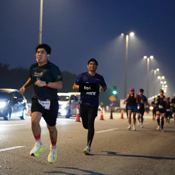 Runner Photo 7371275